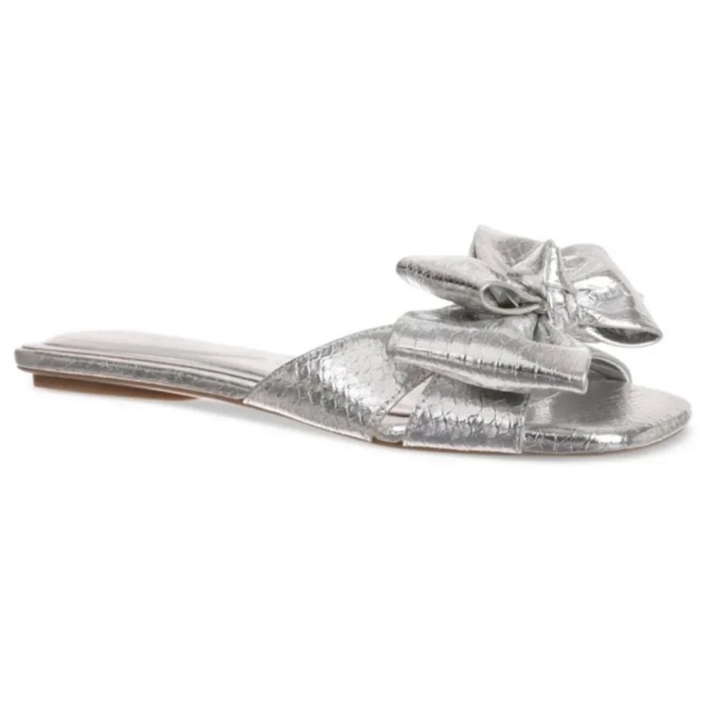 NWT ON 34th Jazminn Silver Snakeprint Bow Sandals Slides Size 6.5